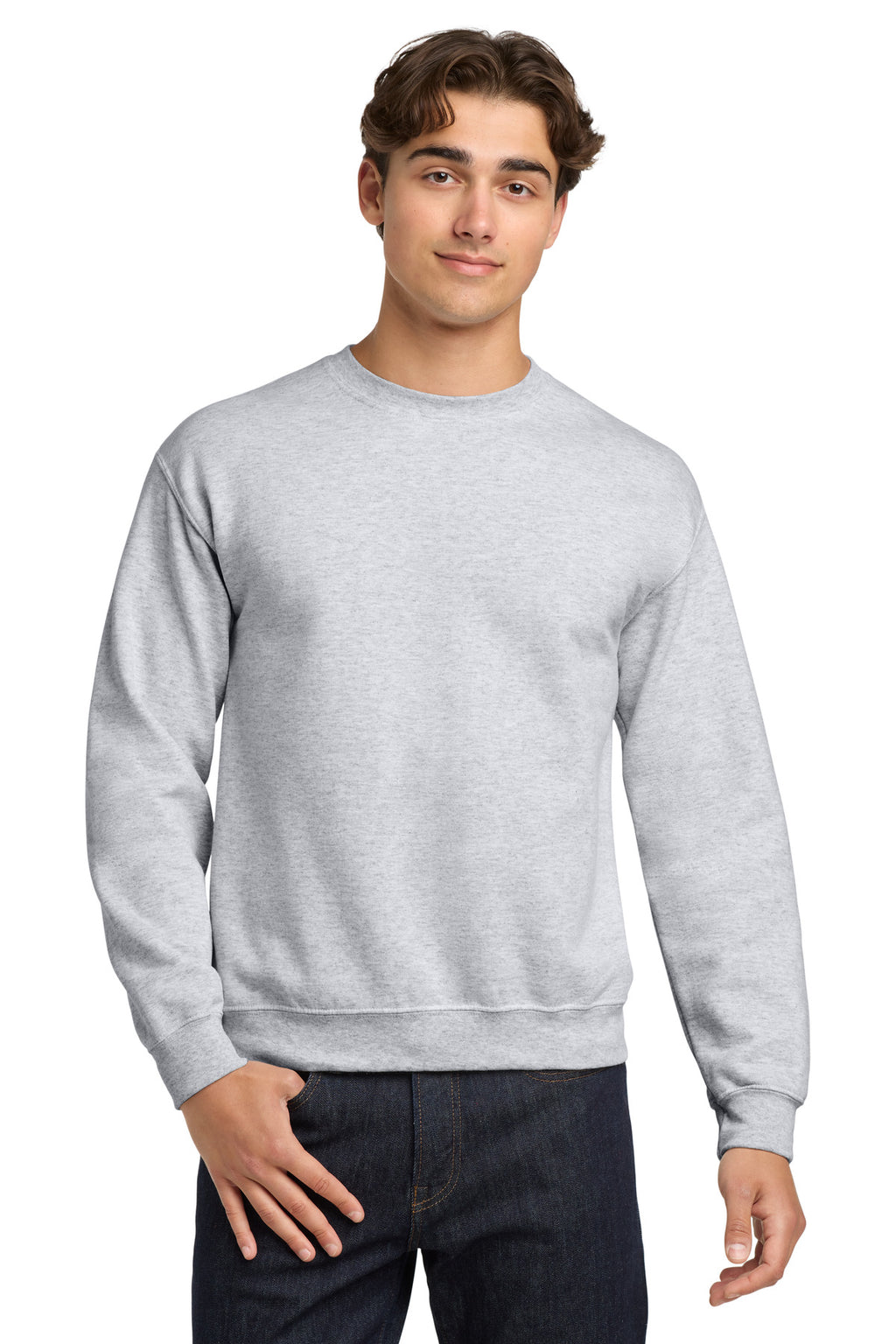 Gildan Heavy Blend Crewneck Sweatshirt.  18000